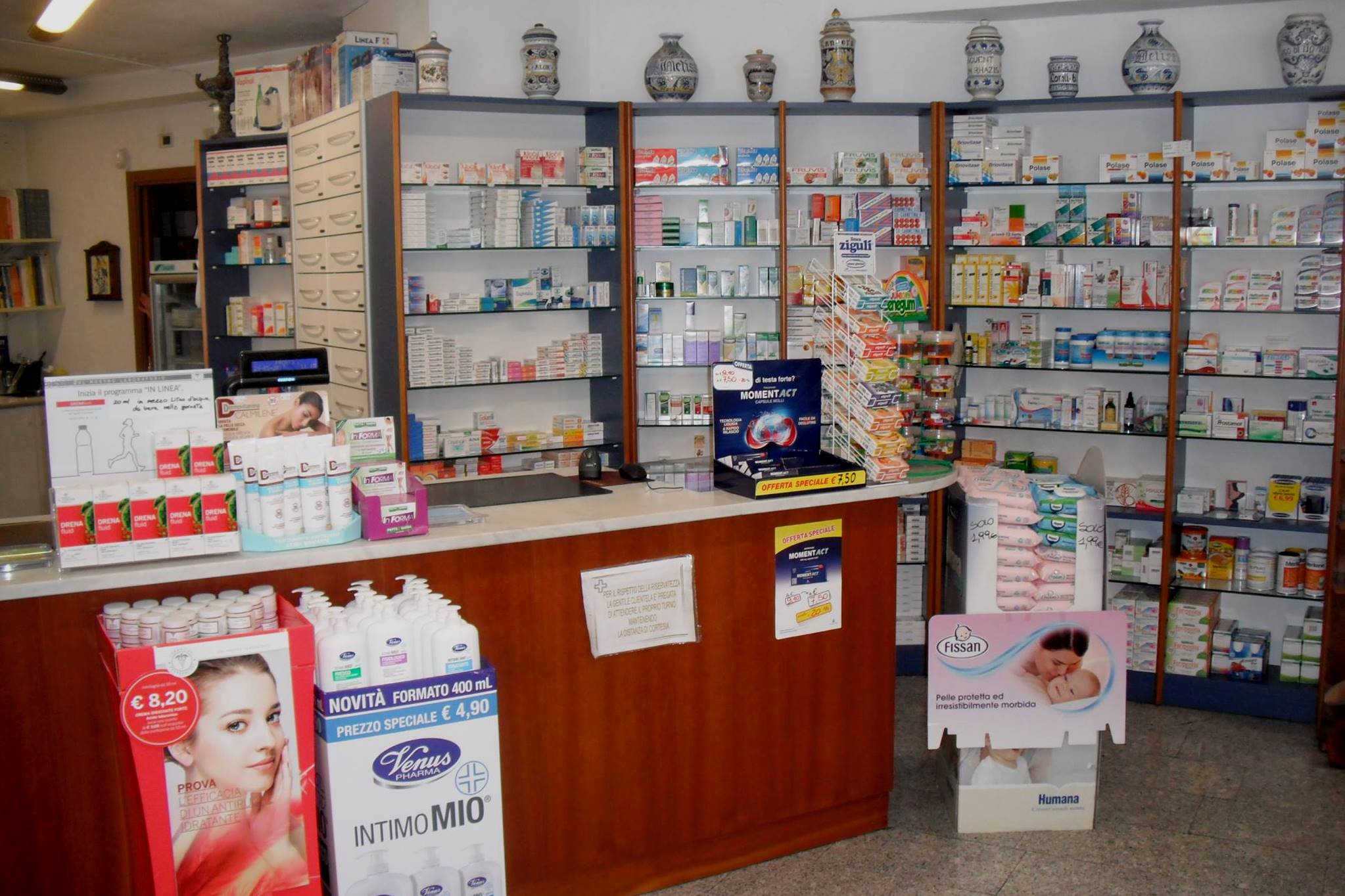 <h1>Farmacia Dr. Pierangelo Turconi</h1>