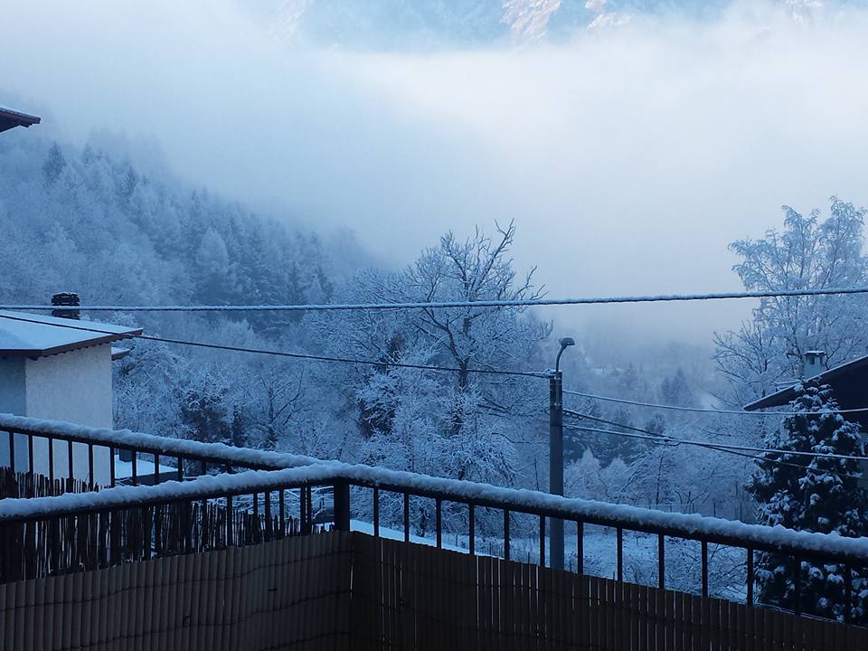 <h1>Neve a Margno</h1>