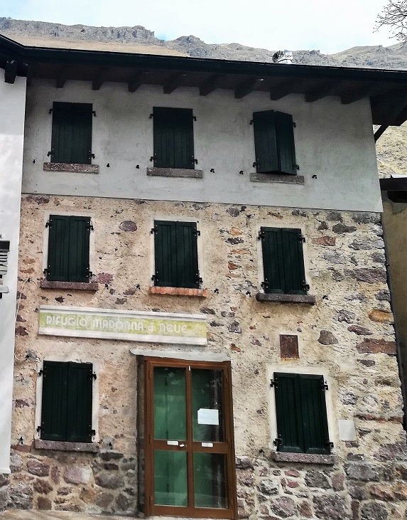 Ben 113 candidati per gestire il rifugio Madonna della Neve in Valbiandino