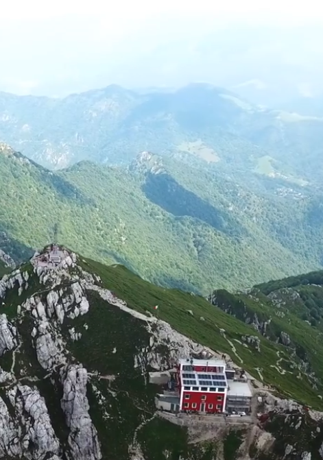 Il Monte Resegone ripreso dal drone