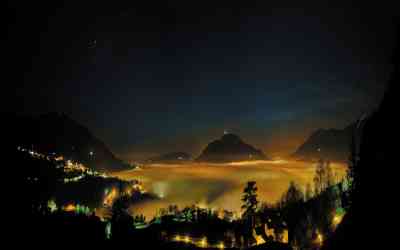 Vista notturna su Lecco